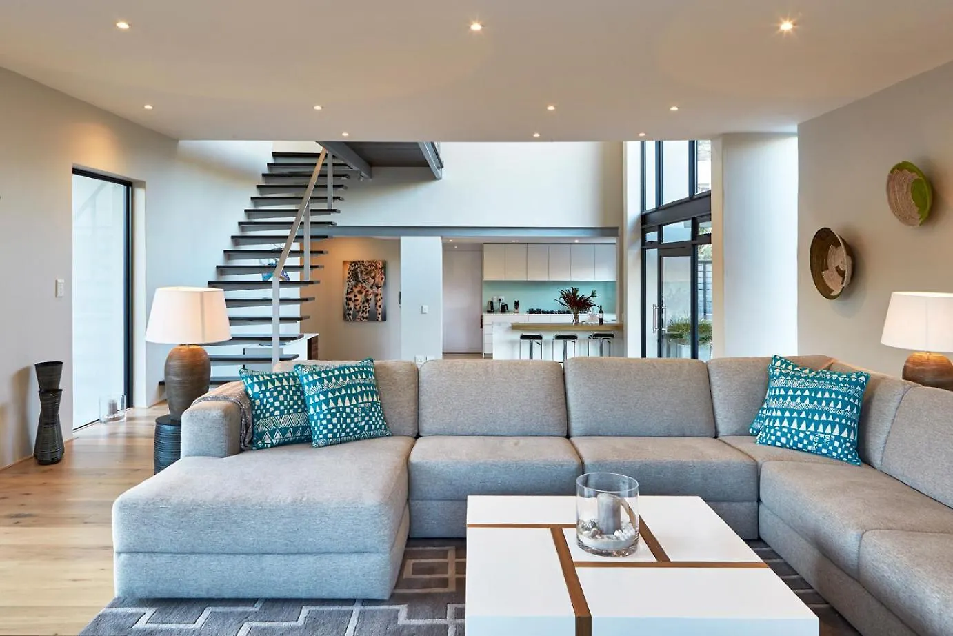 Villa Rhulani - Luxury Villa With Pool, Ocean And Mountain Views, Inverter Power Hout Bay